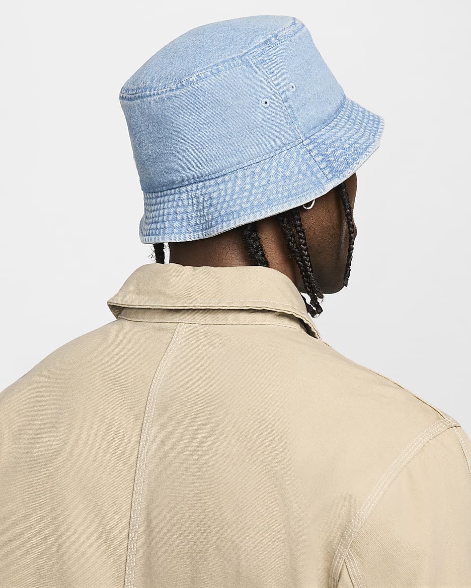 Nike Apex Denim Bucket Hat. Nike